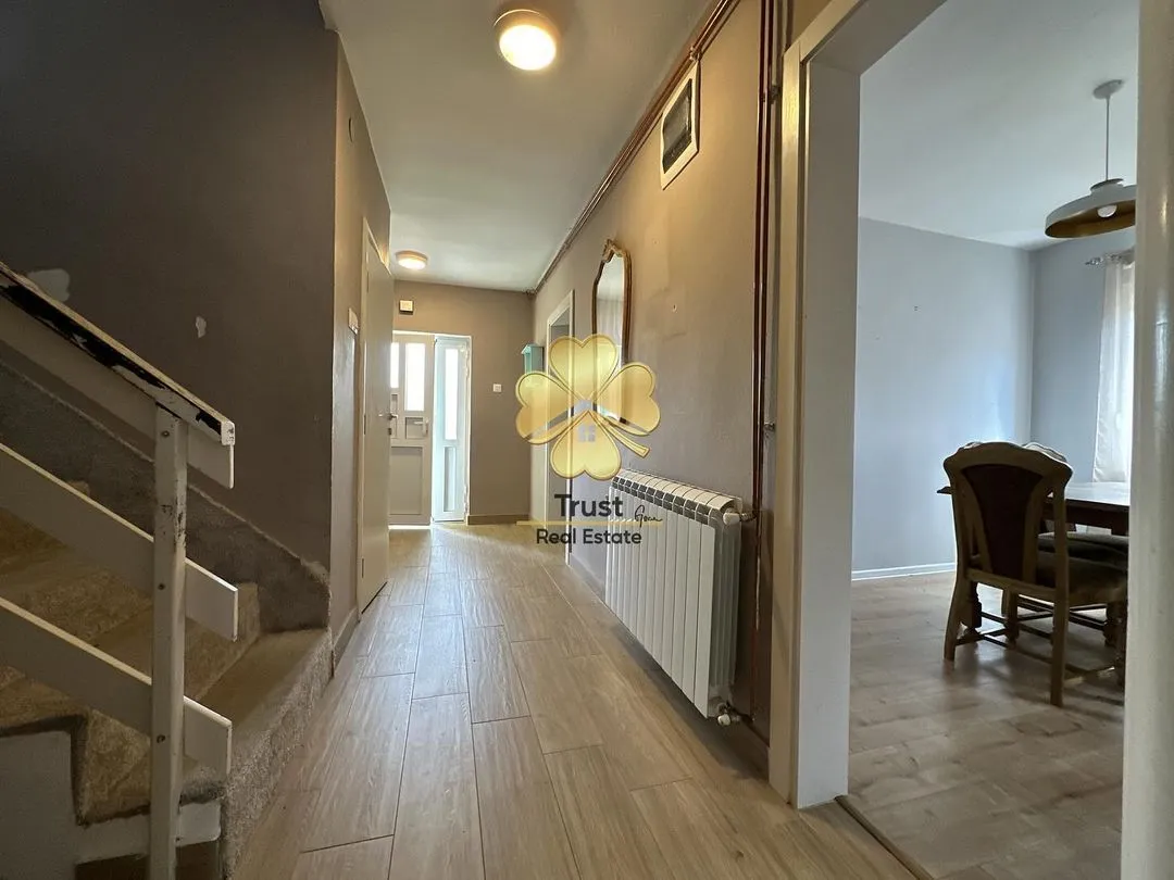 Rent, house, 200m², Tološi, Podgorica