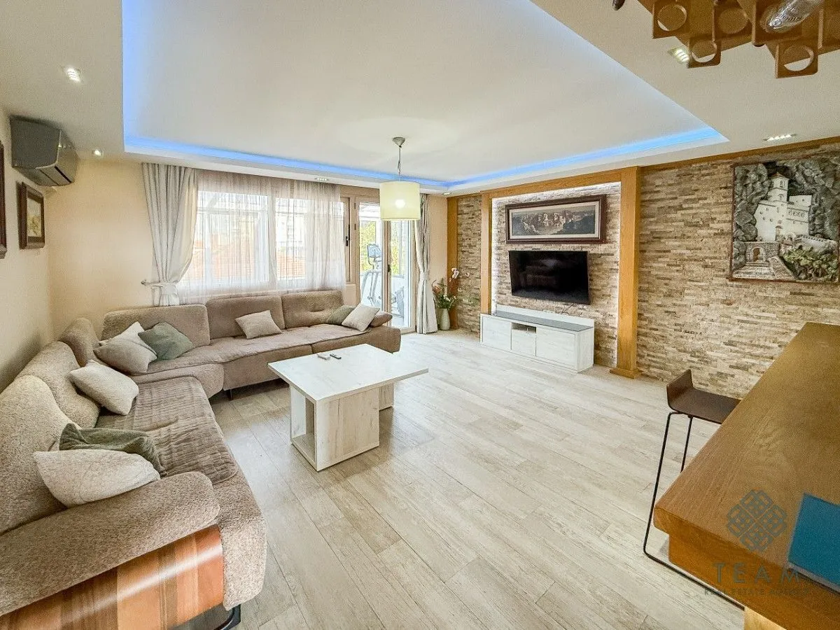 Izdavanje, trosoban stan, 150m², Zabjelo, Podgorica