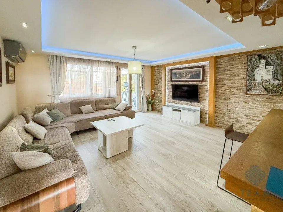 Izdavanje, trosoban stan, 150m², Zabjelo, Podgorica