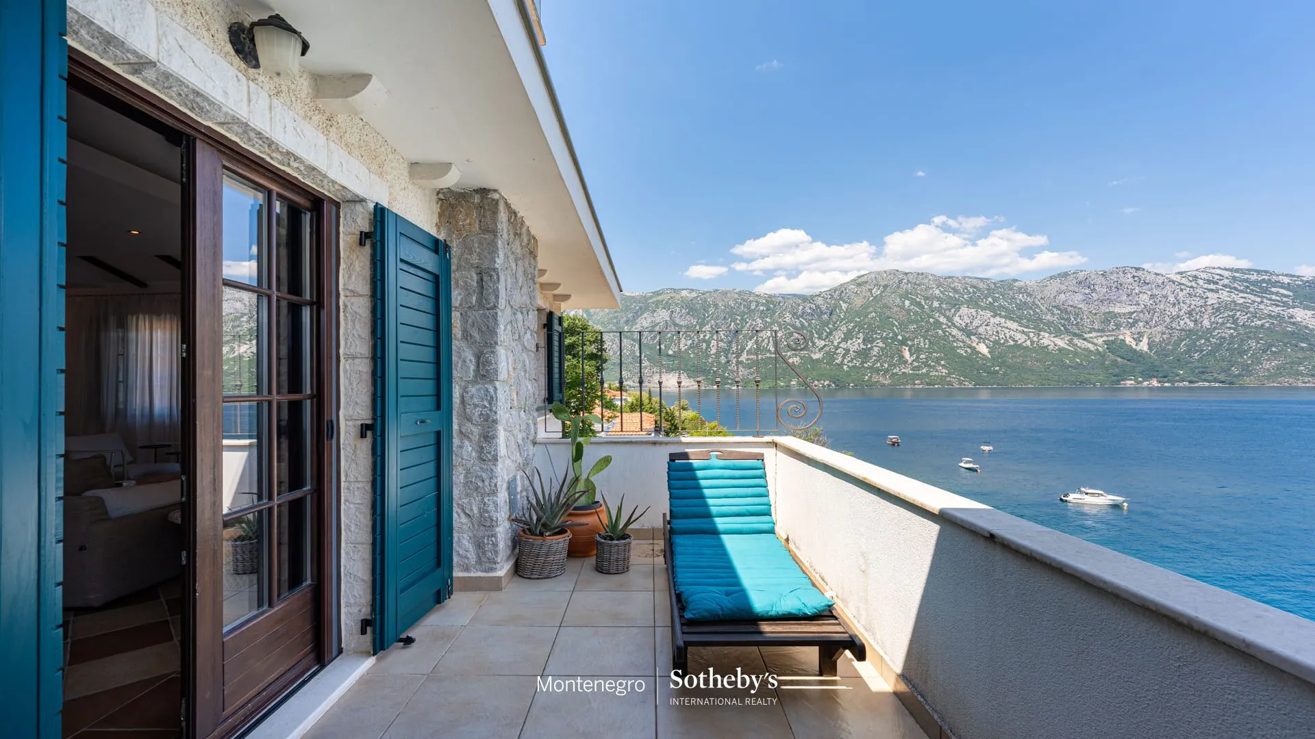 Prodaja, dvosoban stan, 101m², Kostanjica, Kotor