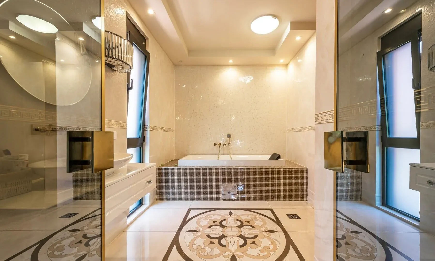 Sale, three bedroom apartment, 200m², Podgorica, Crna Gora