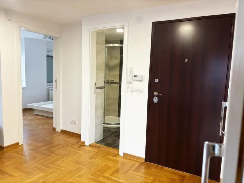 Prodaja, četvorosoban stan, 84m², Lion, Zvezdara Sve Podlokacije - image 4