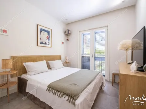 Sale, one bedroom apartment, 57m², Luštica Bay, Tivat - image 16