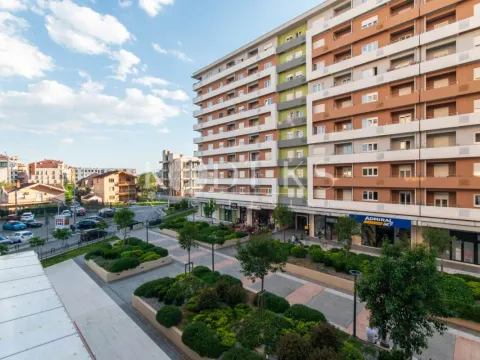 Izdavanje, jednosoban stan, 42m², Central Point, Podgorica - image 11
