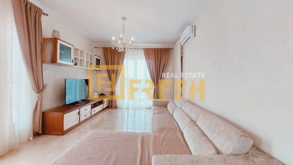 Sale, two bedroom apartment, 265m², Bečići, Budva