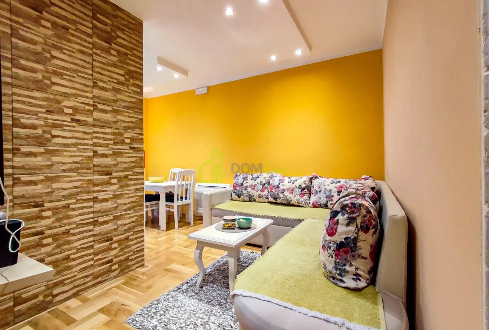 Prodaja, dvosoban stan, 50m², Preko Morače, Podgorica