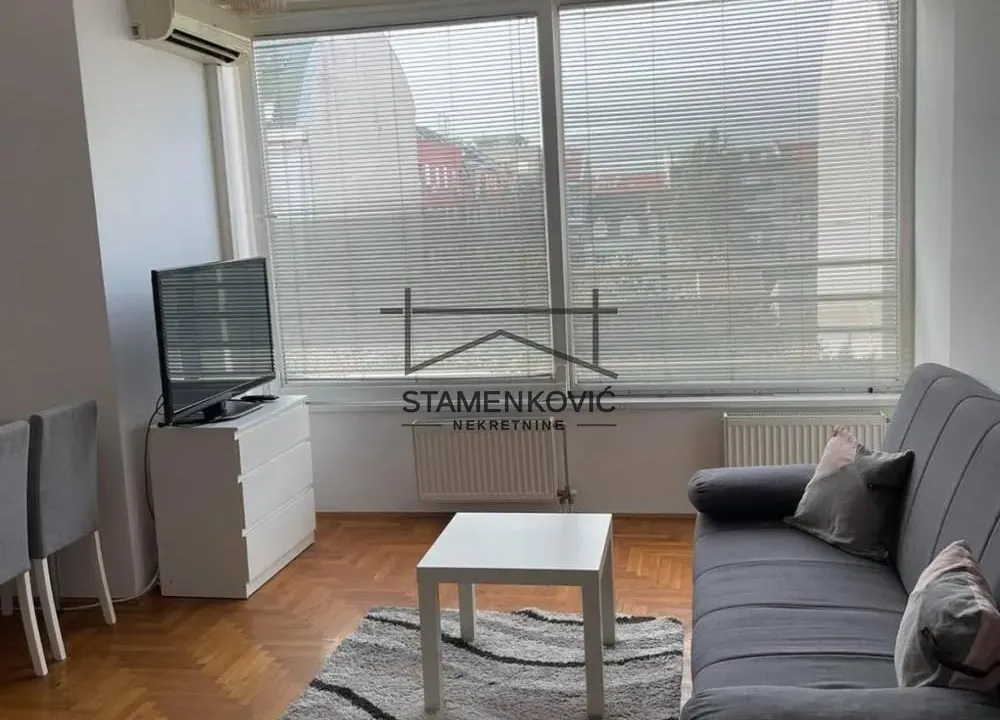 Rent, studio apartment, 20m², Grbavica, Novi Sad Sve Podlokacije