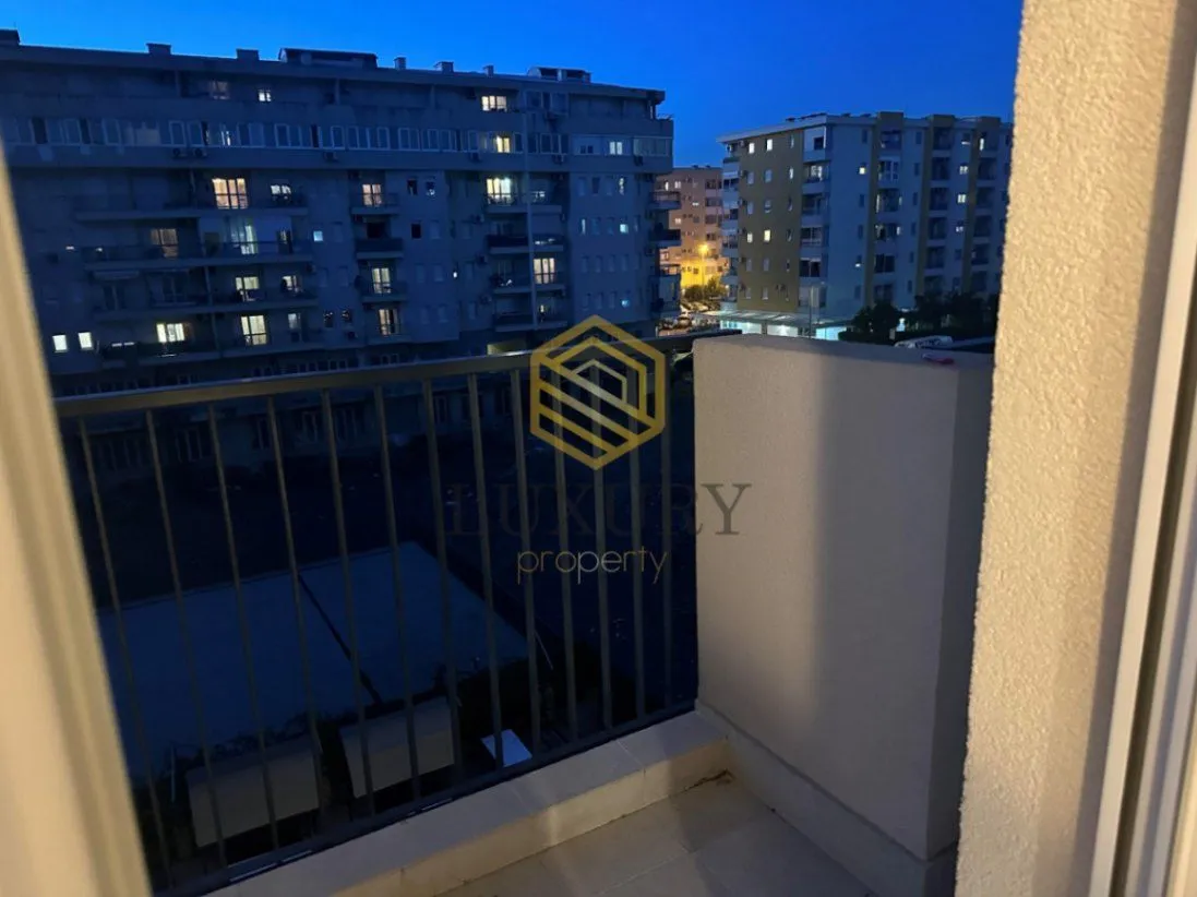 Izdavanje, jednosoban stan, 45m², Stari Aerodrom, Podgorica