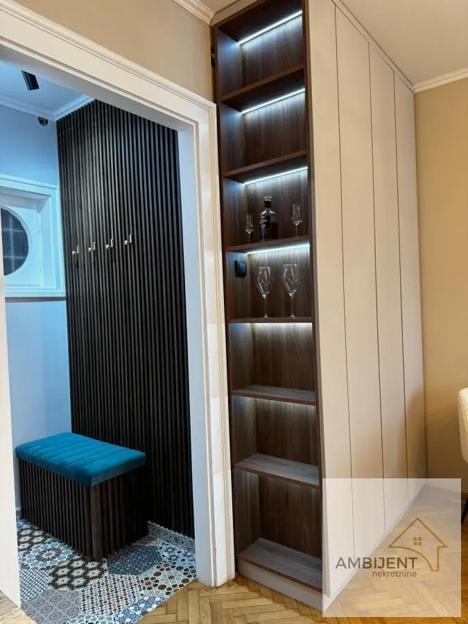 Rent, one bedroom apartment, 24m², Stari Grad, Beograd