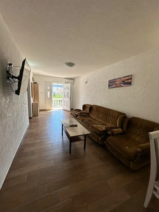 Rent, two bedroom apartment, 72m², Ilino, Bar