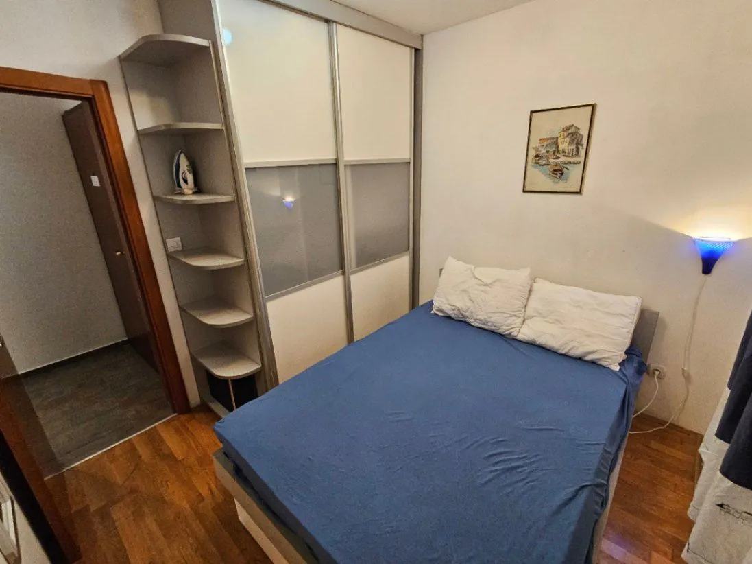 Izdavanje, jednosoban stan, 38m², Gospoština, Budva