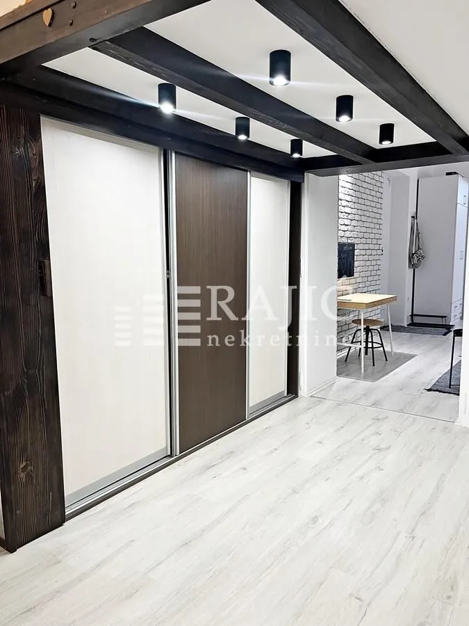 Rent, one bedroom apartment, 40m², Stari Grad, Beograd