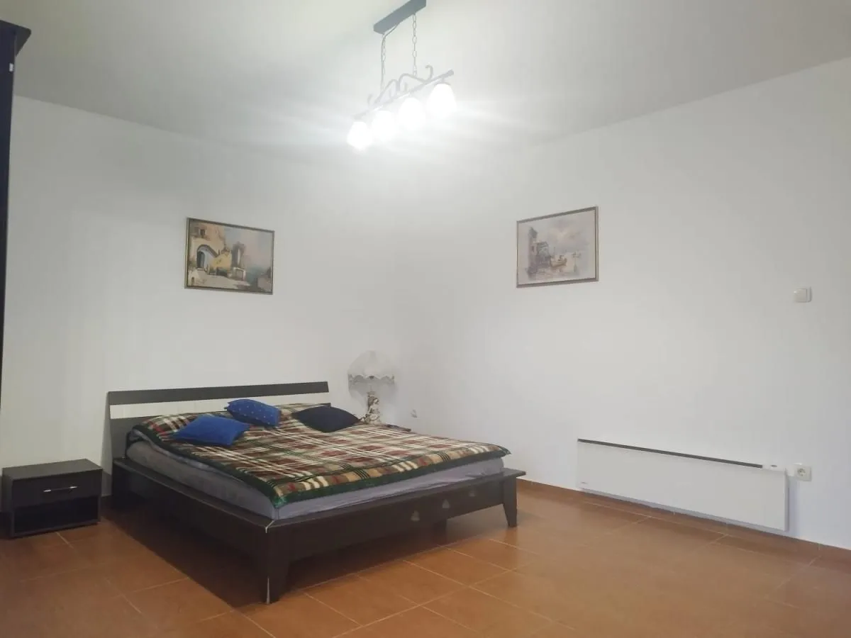 Rent, three bedroom apartment, 84m², Centar, Tivat