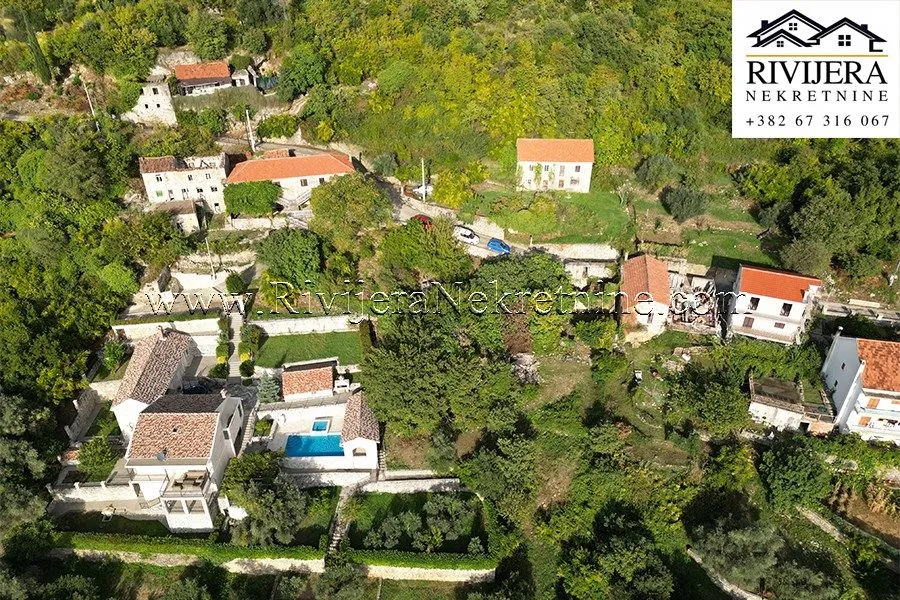 Prodaja, plac, 1040m², Dub, Kotor