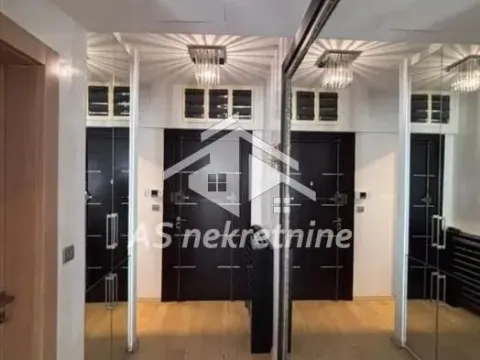 Izdavanje, četvorosoban stan, 105m², Savski Venac, Beograd - image 38