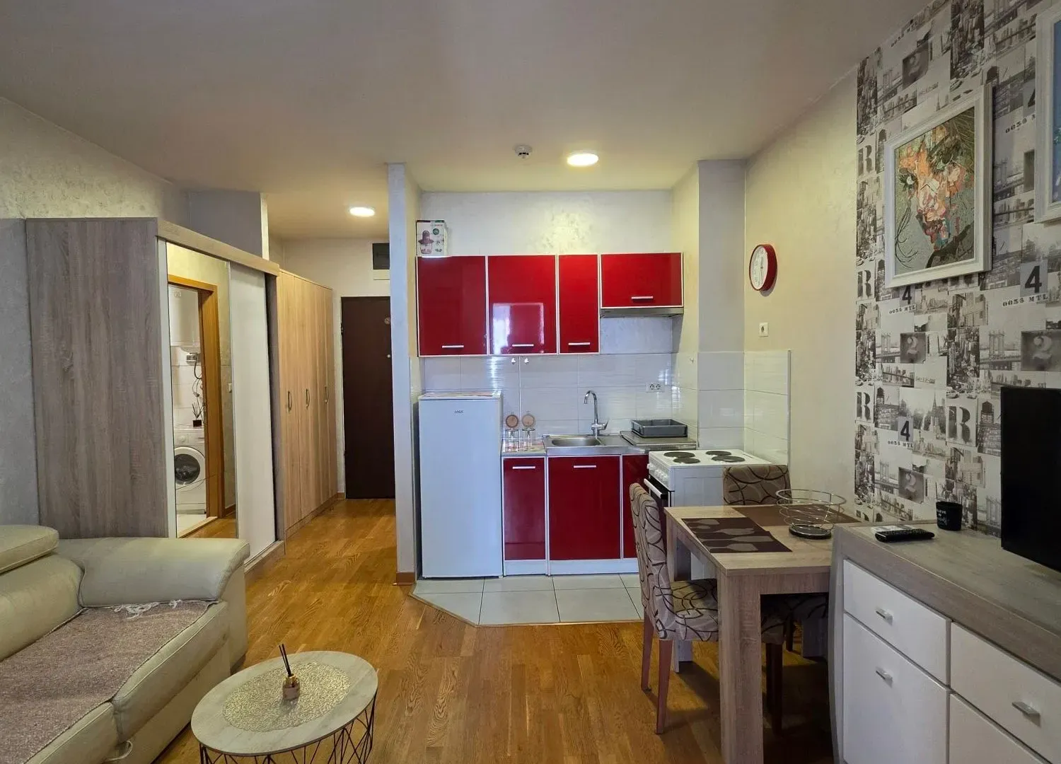 Izdavanje, jednosoban stan, 41m², City Kvart, Podgorica
