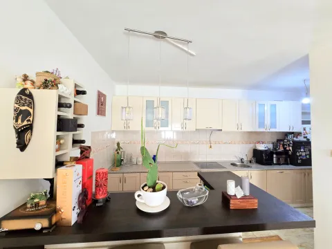 Prodaja, trosoban stan, 91m², Centar, Budva - image 5