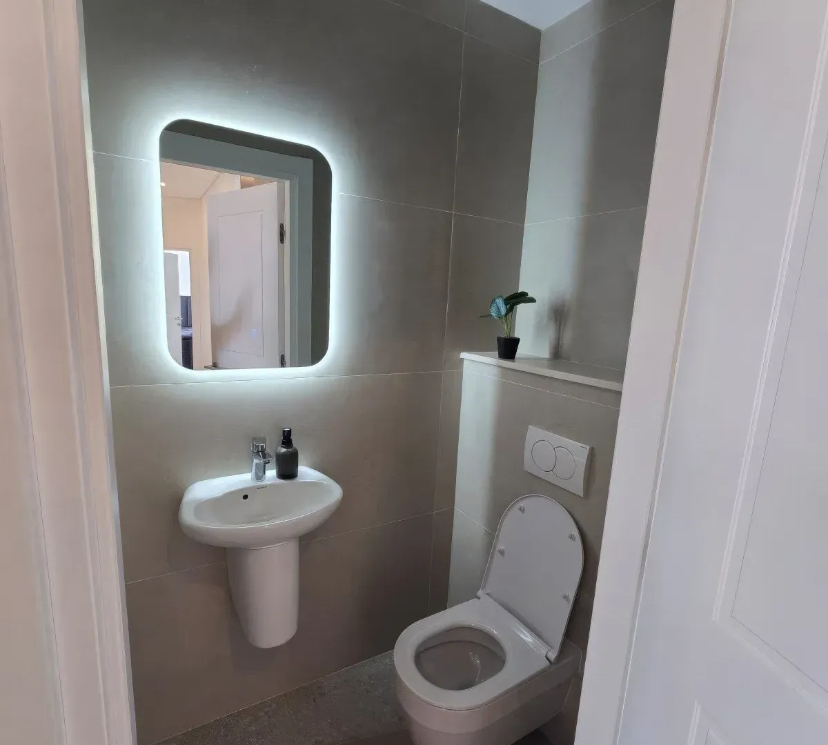 Prodaja, dvosoban stan, 76m², Kava, Tivat