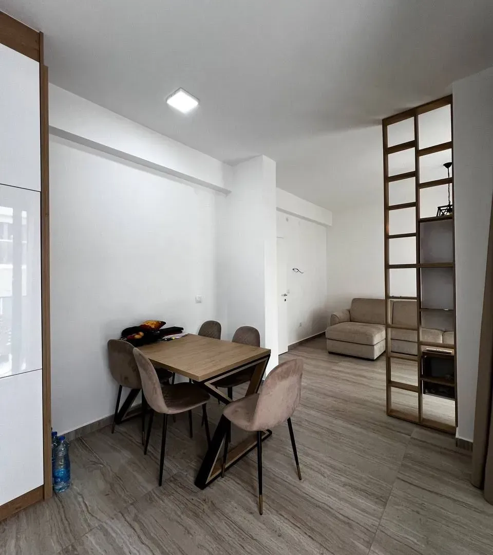 Prodaja, dvosoban stan, 61m², Bečići, Budva