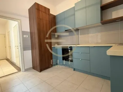 Prodaja, stan, 112m², Centar, Novi Sad - image 16