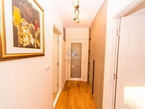 Izdavanje, dvosoban stan, 108m², Central Point, Podgorica - image 15