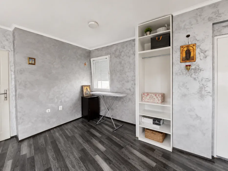 Rent, two bedroom apartment, 120m², Jajinci, Voždovac Sve Podlokacije