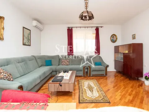 Prodaja, kuća, 80m², Jelenak, Danilovgrad - image 2