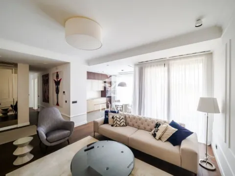 Izdavanje, trosoban stan, 88m², Savski Venac, Beograd - image 5