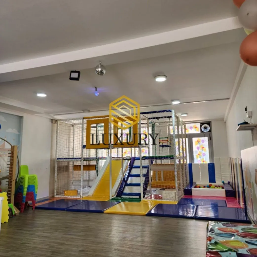 Rent, office space, 89m², Kod Big Fashion-a, Podgorica