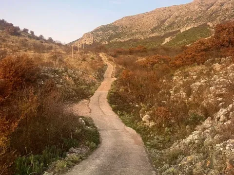 Prodaja, plac, 4000m², Bar, Crna Gora