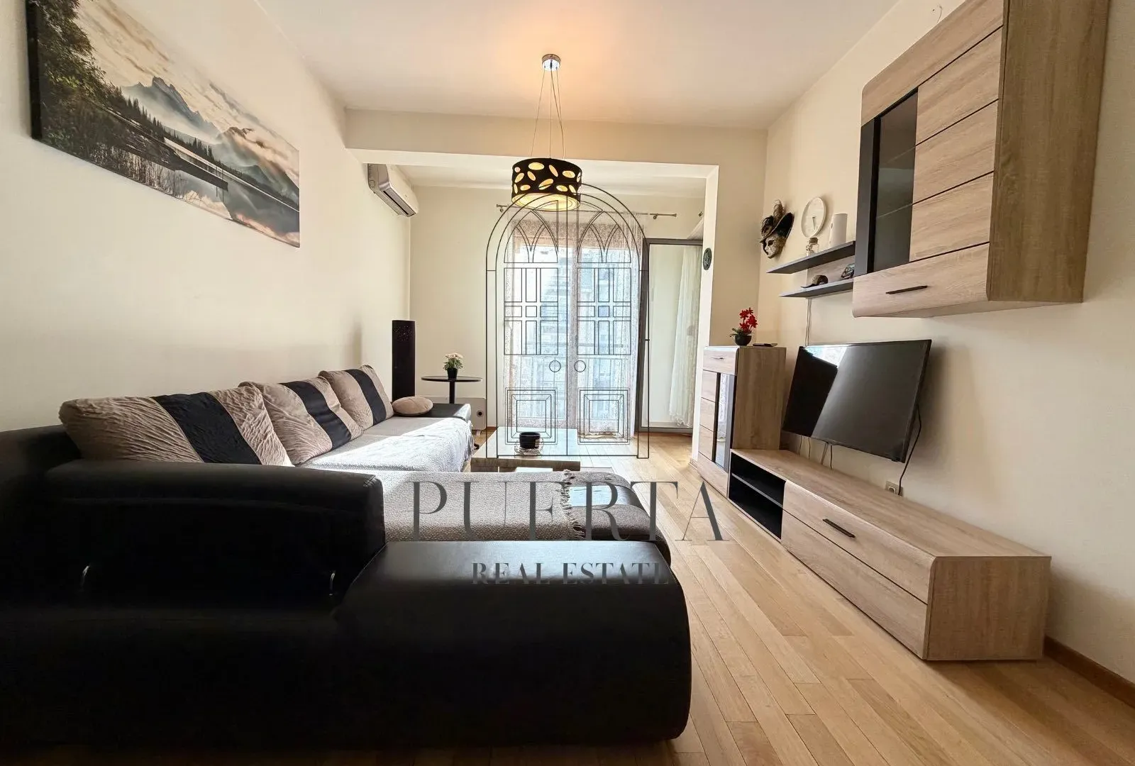 Izdavanje, jednosoban stan, 49m², Krivi Most, Podgorica