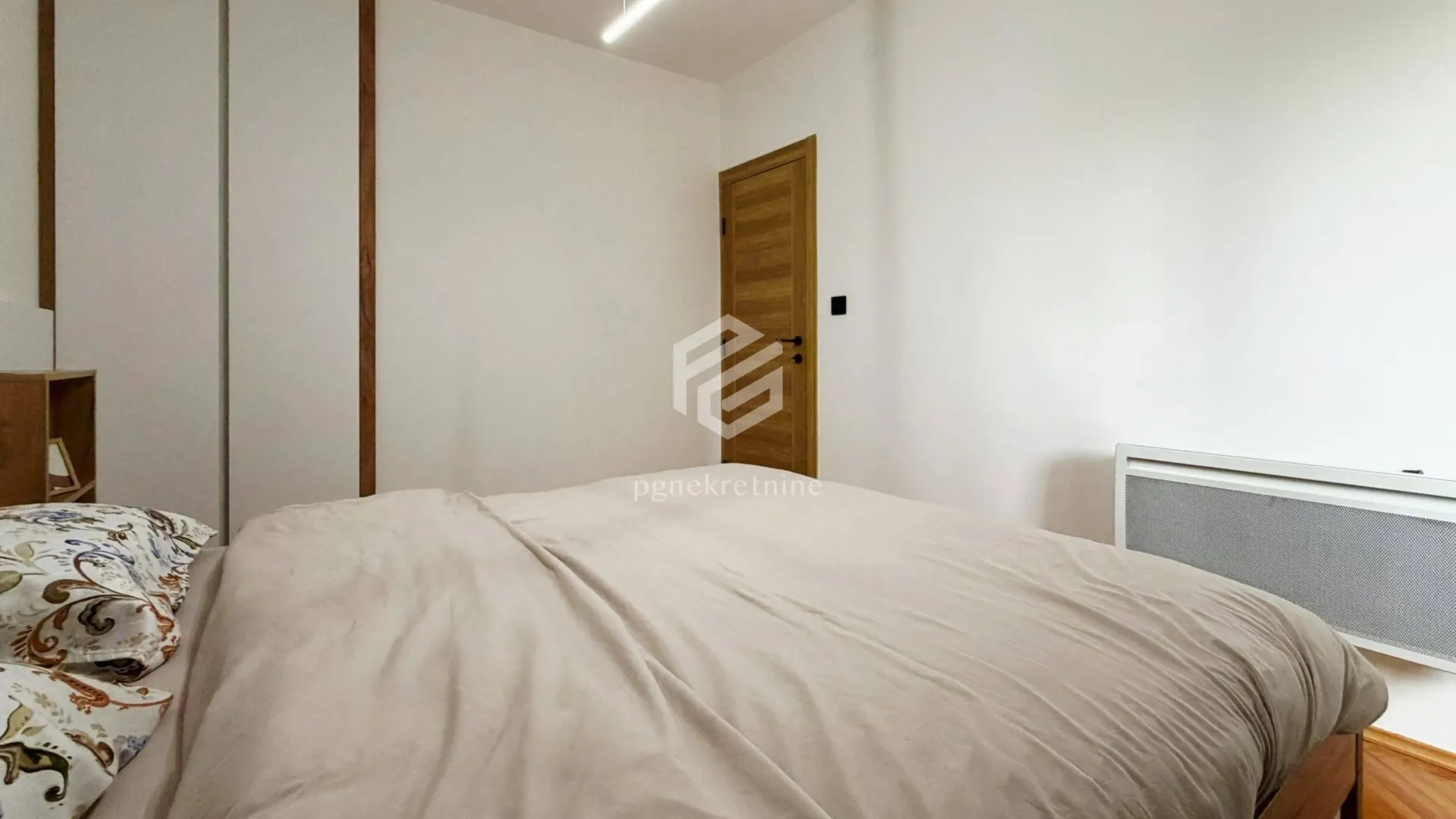 Rent, two bedroom apartment, 65m², Autobuska stanica, Podgorica