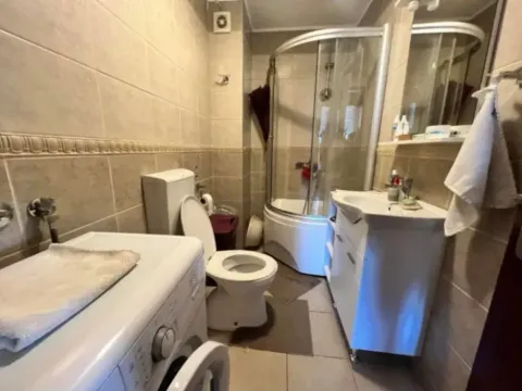 Izdavanje, dvosoban stan, 55m², City Kvart, Podgorica - image 8