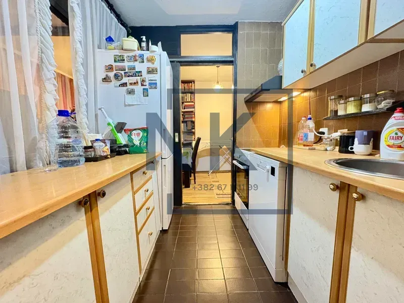 Prodaja, dvosoban stan, 77m², Blok 5, Podgorica