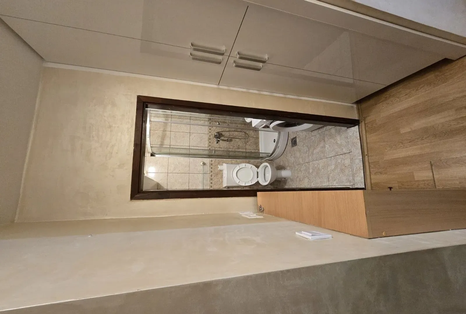 Izdavanje, trosoban stan, 80m², Gradiošnica, Tivat