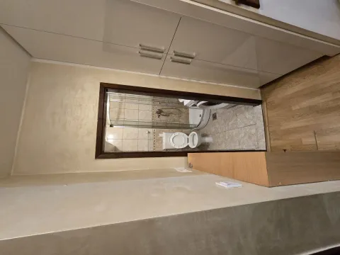 Izdavanje, trosoban stan, 80m², Gradiošnica, Tivat - image 13