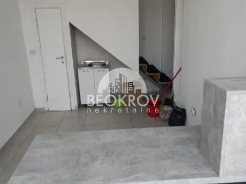 Poslovni prostor in Đeram Pijaca