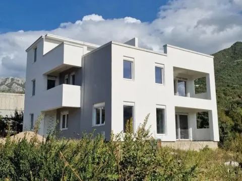 Prodaja, kuća, 450m², Župci, Bar - image 2