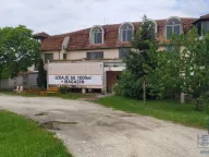 Rent, office space, 1000m², Ribarski put, Jagodina - image 1