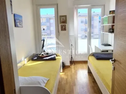 Izdavanje, dvosoban stan, 64m², City Kvart, Podgorica - image 4