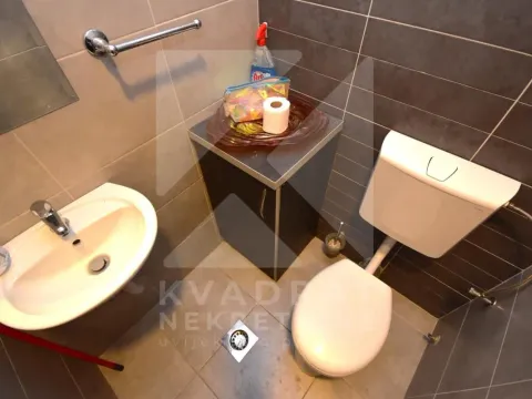 Rent, office space, 30m², Momišići, Podgorica - image 8