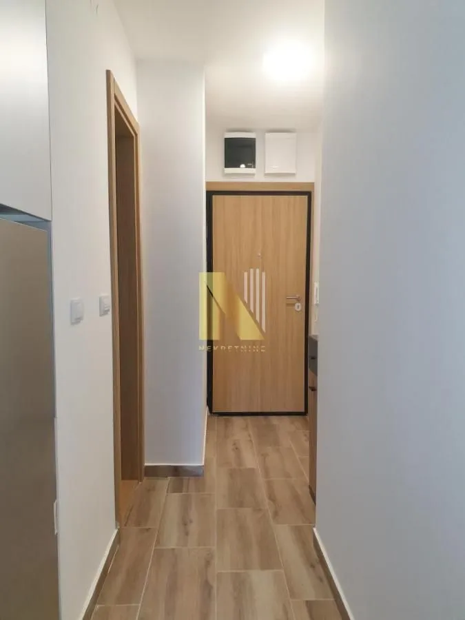 Izdavanje, garsonjera, 23m², Veternik, Novi Sad Sve Podlokacije