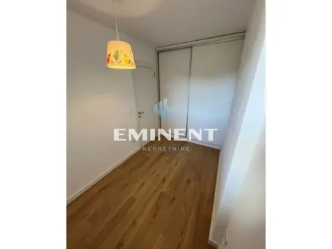 Izdavanje, trosoban stan, 62m², Zemun Novi Grad, Zemun Sve Podlokacije - image 5