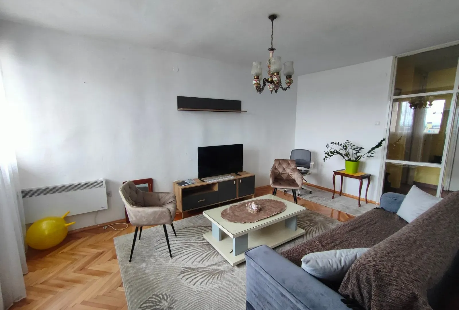 Izdavanje, stan, 58m², Podgorica, Crna Gora