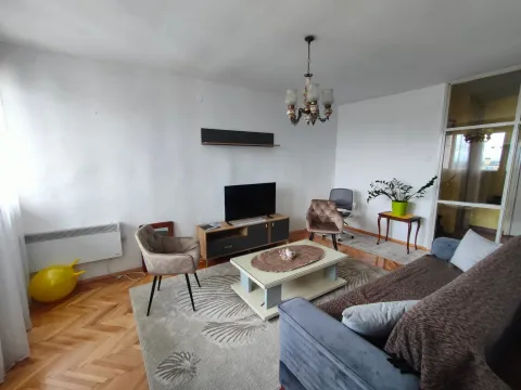 Izdavanje, stan, 58m², Podgorica, Crna Gora - image 1