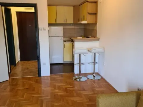 Rent, two bedroom apartment, 39m², Telep, Novi Sad Sve Podlokacije - image 2