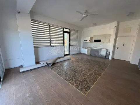 Izdavanje, dvosoban stan, 83m², Bar, Crna Gora - image 2