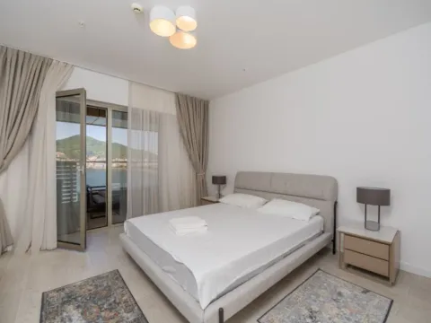 Sale, three bedroom apartment, 196m², Boreti, Budva - image 9