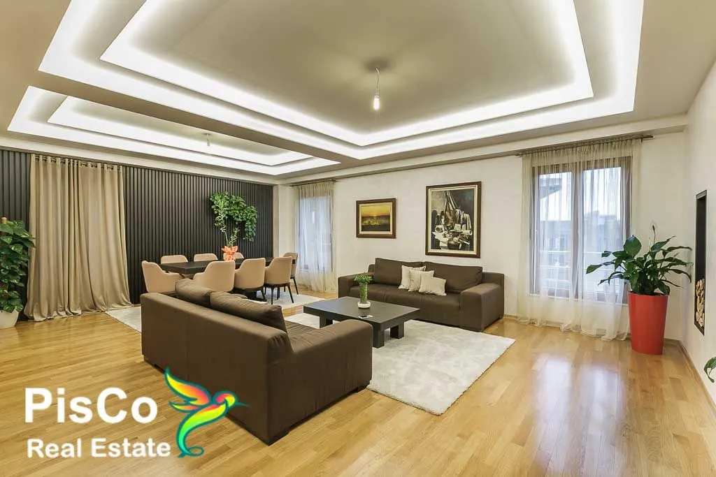 Izdavanje, trosoban stan, 150m², Centar, Podgorica