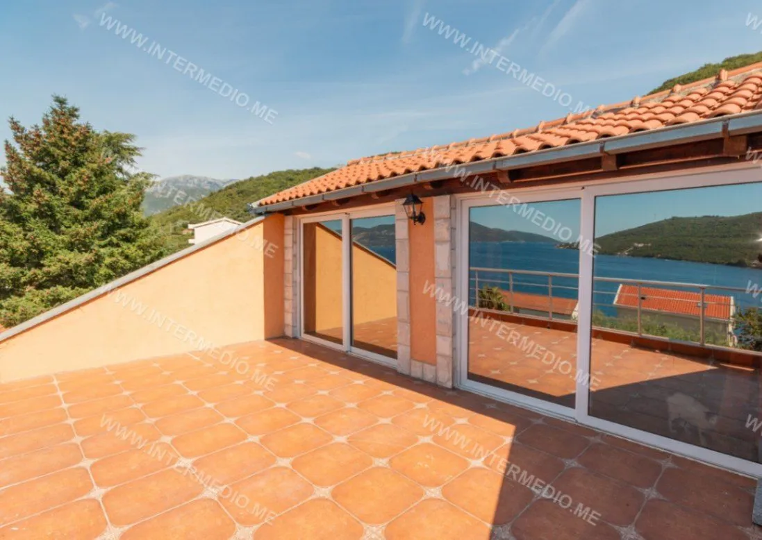 Prodaja, kuća, 181m², Kumbor, Herceg Novi
